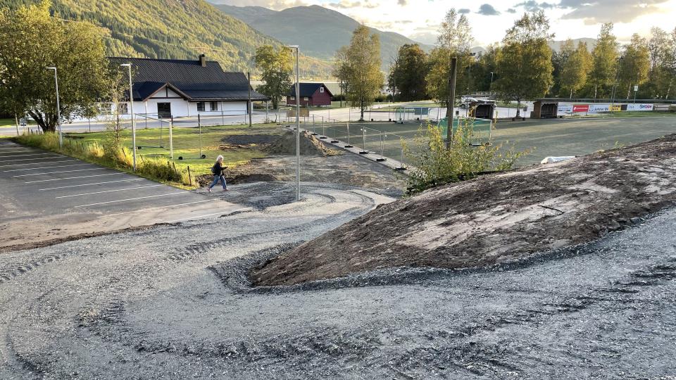 Lenkje til artikkel: Det finst fjell, det finst brefall, og så fantes det ein bratt skulebakke opp til SFO på Vassenden skule