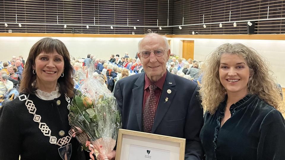 Lenkje til artikkel: Eldsjelprisen 2023 i Sunnfjord kommune går til Egil Hjelmeland