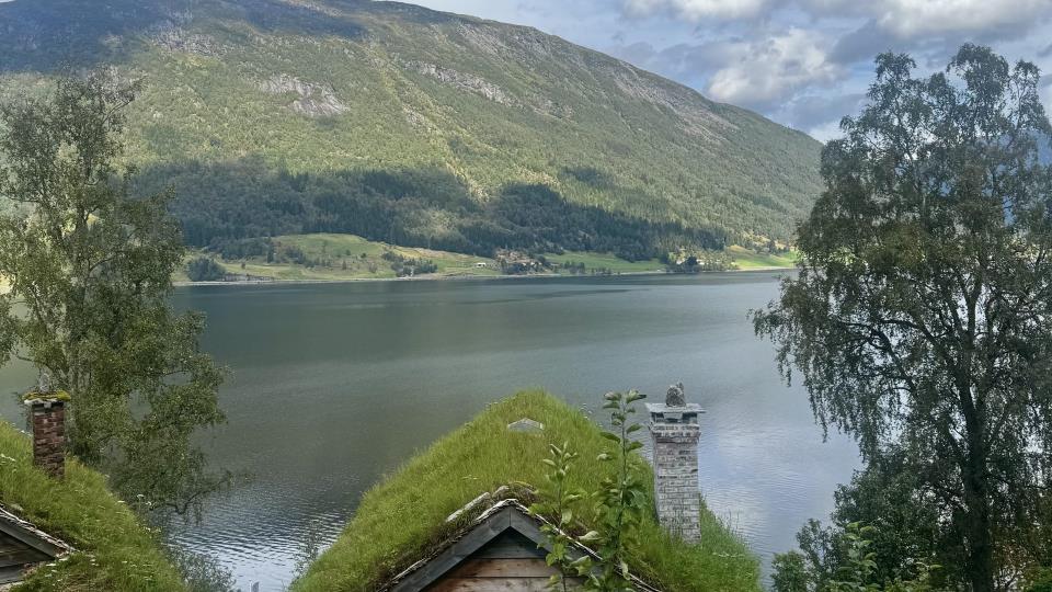 Lenkje til artikkel: Regjeringa løyver 31,8 millionar kroner til visningssenteret ved Astruptunet! 